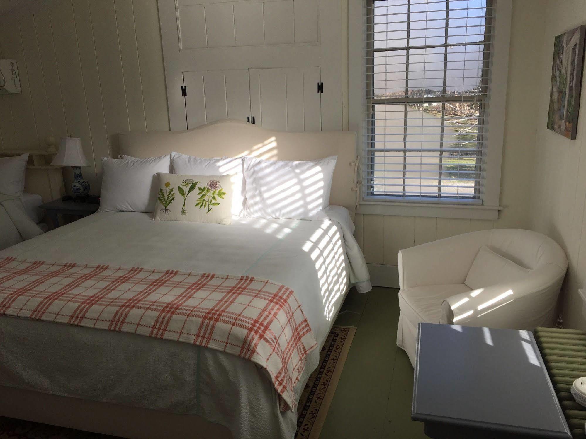 乡村住宿加早餐旅馆 Yarmouth Port 外观 照片